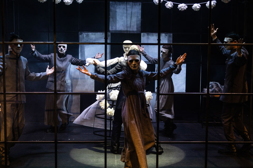 REVIEW/ Dragon: A Deconstruction of Autocracy